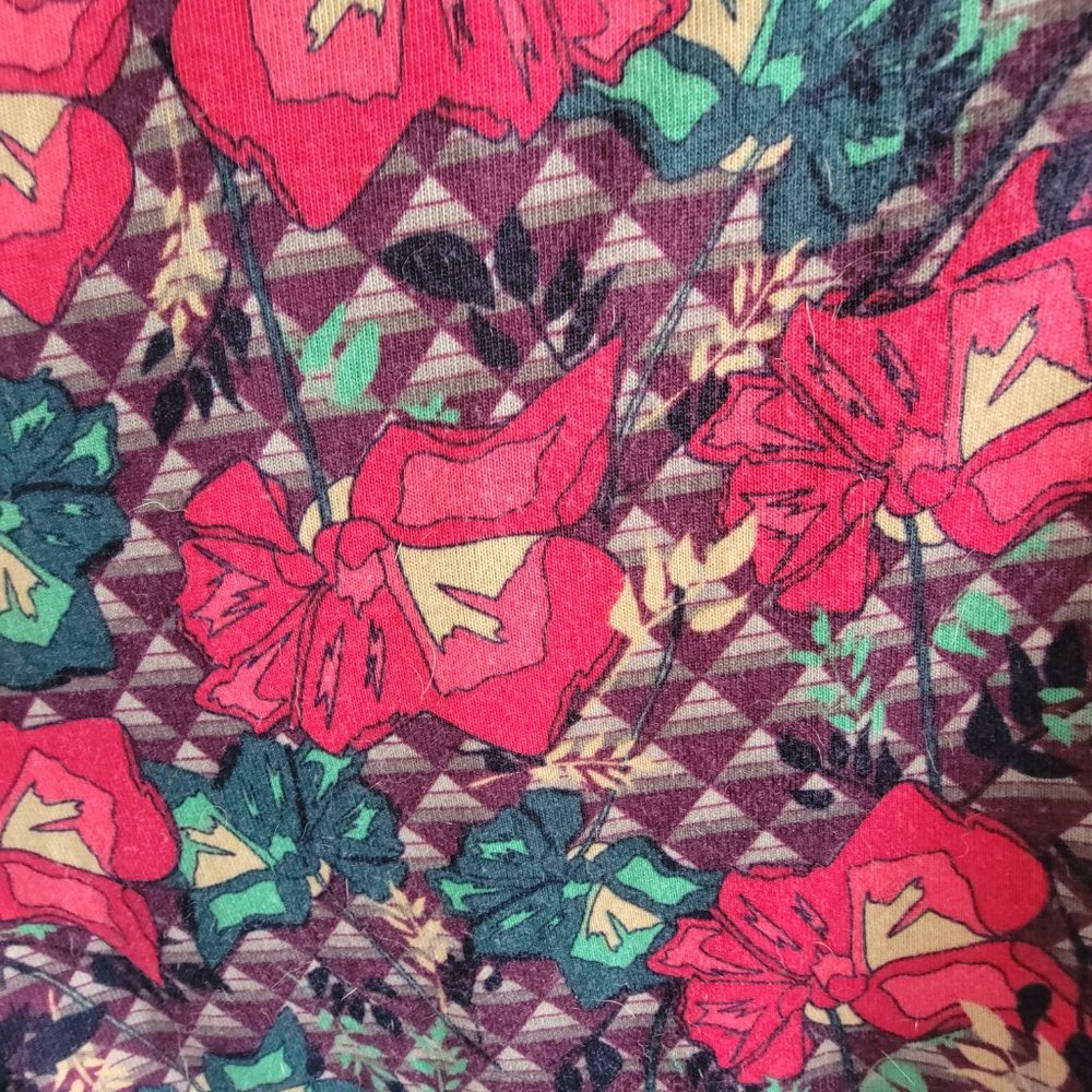 Abstract Floral Lularoe Sarah - Picture 2 of 3